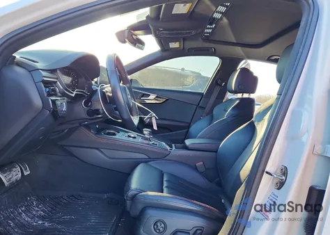 2019 Audi A4 Premium Plus z USA, uszkodzony, nr VIN WAUENAF4XKA029247